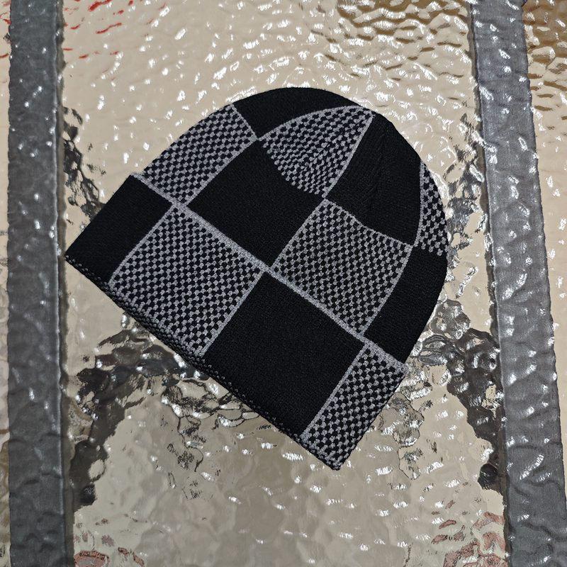 

Retro Plaid Knitted Hat Fashion Letter Embroidery Overhead Hat Couple Match Woolen Hats Warm Windproof round Top No Brim Average size
