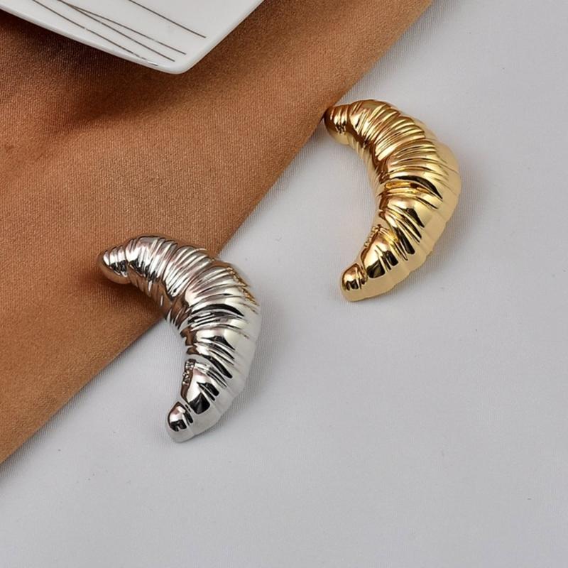 Unique Alloy Croissant Brooch Pins Clothing Jewelry Accessories Eye Catching Corsage Pins Perfect Gift for Women Girls