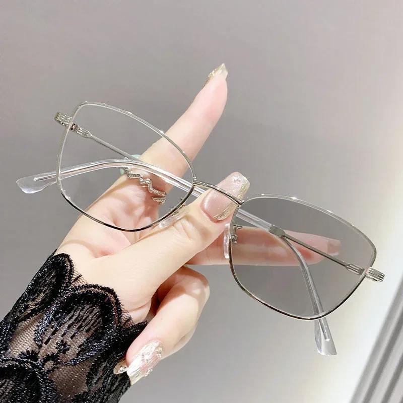 Cat Eye Photochromic Myopia Glasses Fashion Metal Frame Color Changing Near Sight Eyewear Anti Blue Light  Minus Diopter Glasses