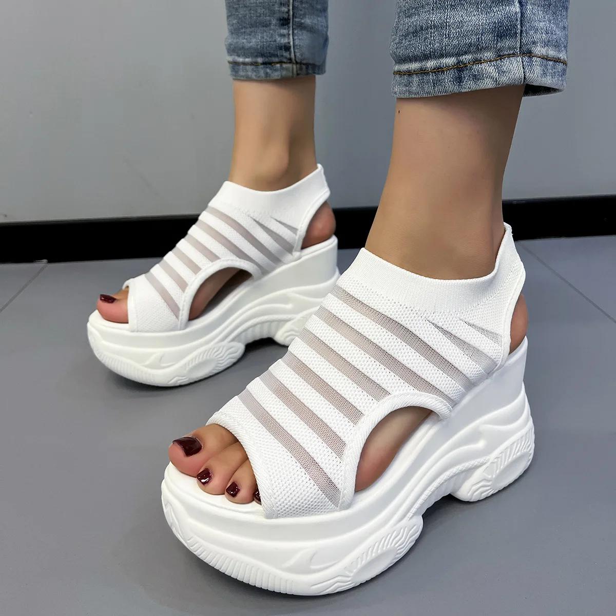 модные женские сандалии Flying Weave Fish Mouth весна-осень 2024 новые женские сандалии — фото 4