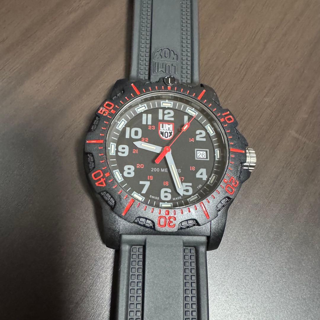 Used LUMINOX 8880 Sapphire glass