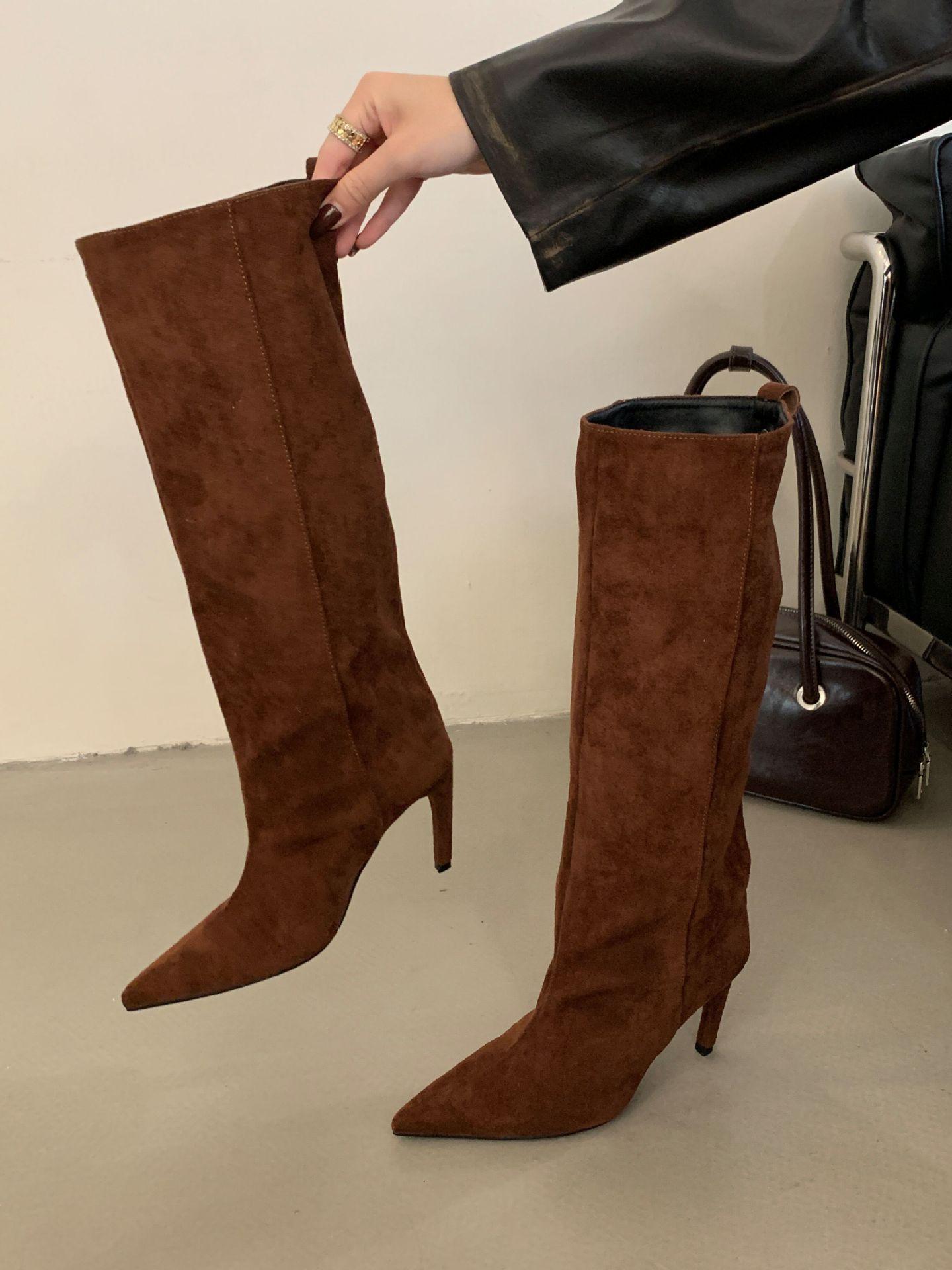 

2025 осень и зима новая мода замшевые ботинки модные квадратный носок шпилька ботинки-рукава ботинки Мартин высокие ботинки 39 бордовый