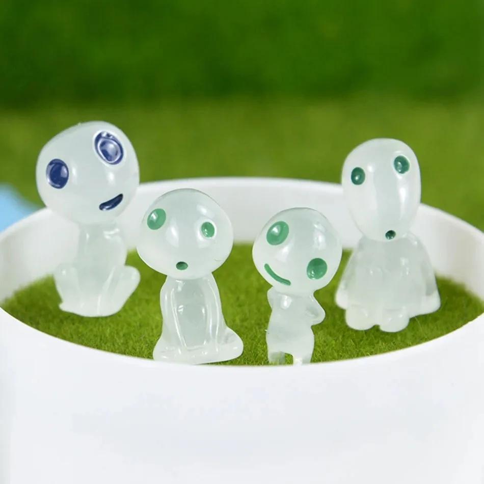 20 ks Svítící Elfové Mini Figurky Dekorace do Akvária Kodama Figurky Svítící ve Tmě Dekorace do Zahrady Mikro Květina v Květináči Hračka Dárek