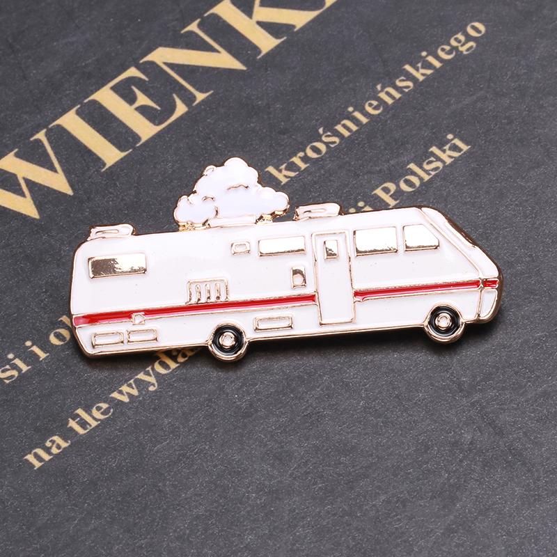 Blucome Neues Design Box Lokomotive Form Broschen Pins Weiß