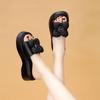 Korean version of the flower thick-soled outer wear on the feet, super comfortable with skirts, versatile sandals 2025 summer new cool slippers