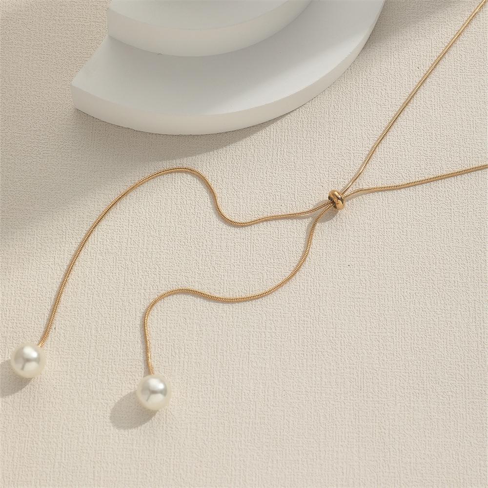 Long Pull Adjustable Pearl Necklace, High-End Design, Simple Collarbone Chain, 1 Neck Chain.