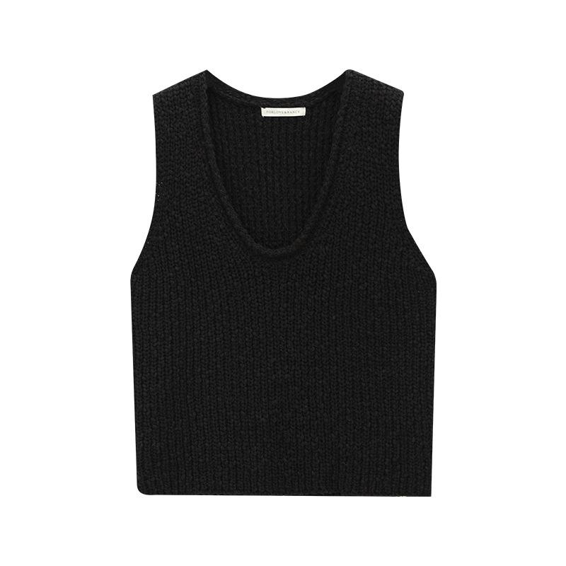 

Love & Nancy Spring 2025 Layered Cotton Deep U-Neck Sleeveless Knitted Vest for Women One Size