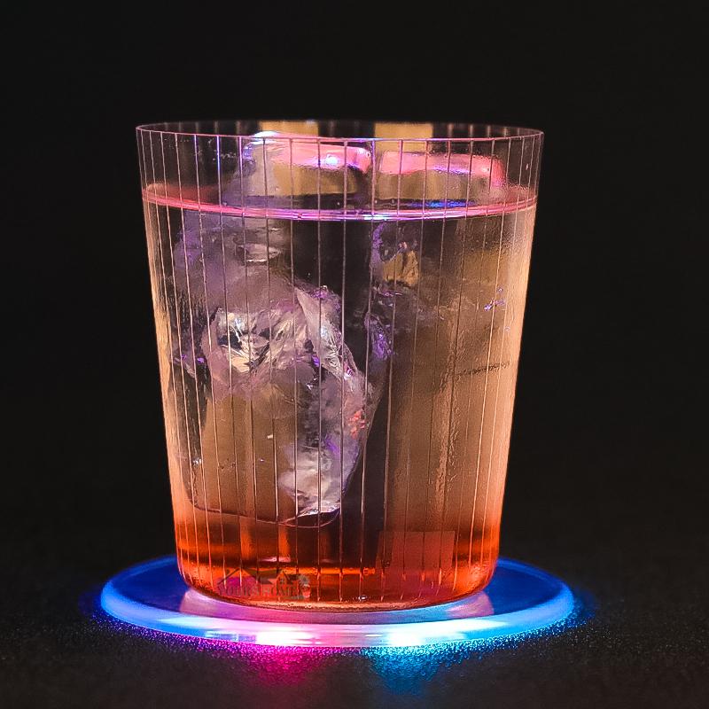 LED-Leiste Leuchtende Tisch-Tassenunterlage Küchenmatte Pad für Bar Cocktail KTV Lichtbasis Schwerkraftinduktion Batterie Barwerkzeuge Barzubehör