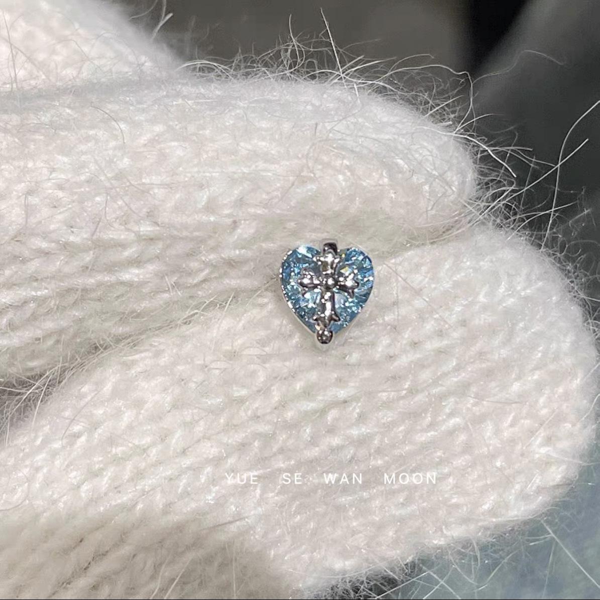 Exquisite Blue Zirconia Cross Titanium Steel Japanese Korean Stud Earrings - Niche Design Ear Accessories