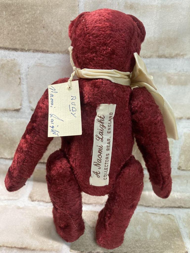 [USED] Teddy Bear Naomi Light Ruby RUBY ENGLAND Hard To Find Extremely Rare