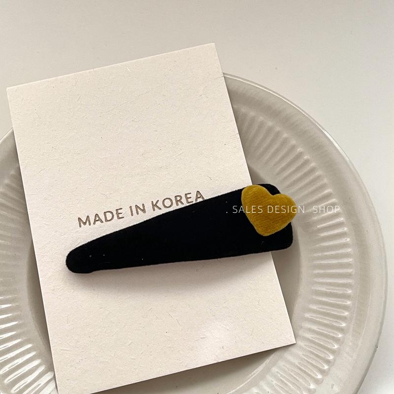 Korean Style Rhinestone Heart Hair Clip - Fashionable, Versatile, Simple Design for Women