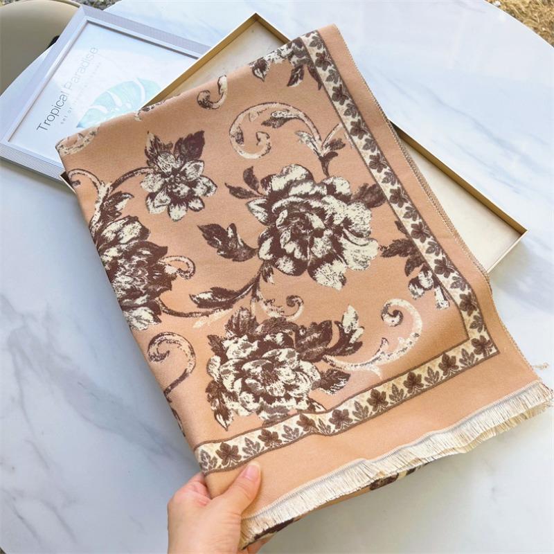 

Retro new flower scarf shawl imitation cashmere thickened warm scarf scarf big 66 retail 180x65cm хаки