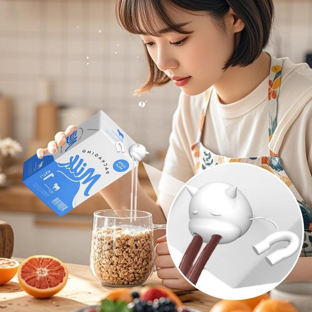 Silicone Milk Bottle Dispenser Cow-Shaped Design 3D Printing Pour Spout Lids Dispenser Topper Rotatable Function