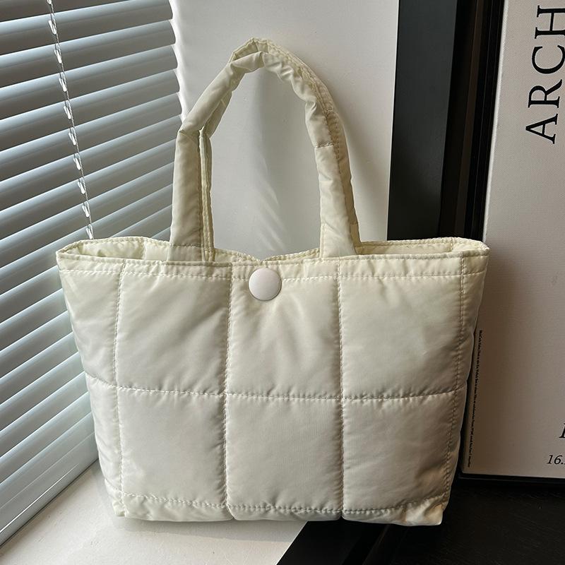 High-end Tote Bag for Women New Fashion Diamond Bag for Women Large Capacity Commuting One-shoulder Handbag for Women