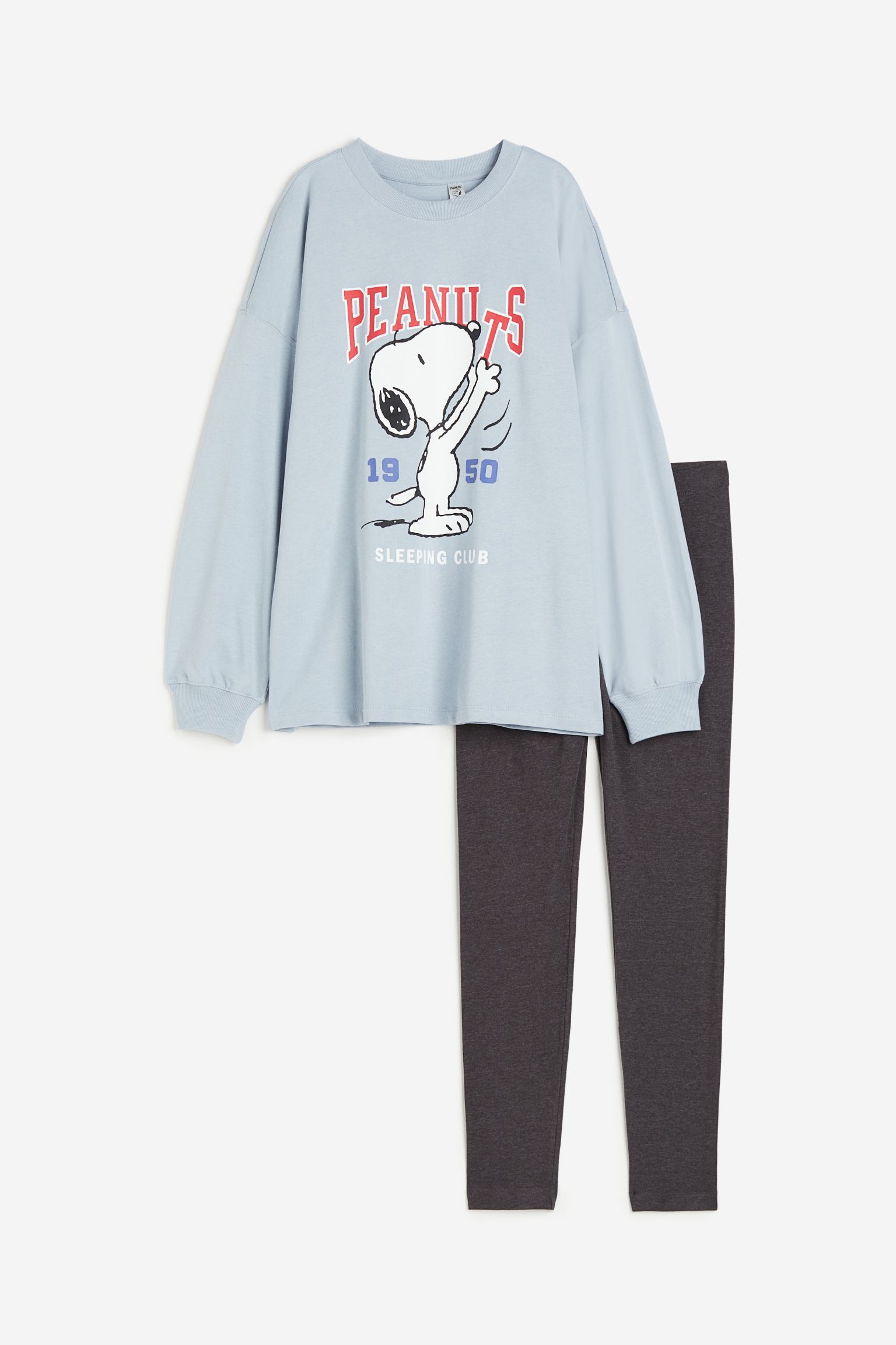 

Пижамный свитшот и леггинсы