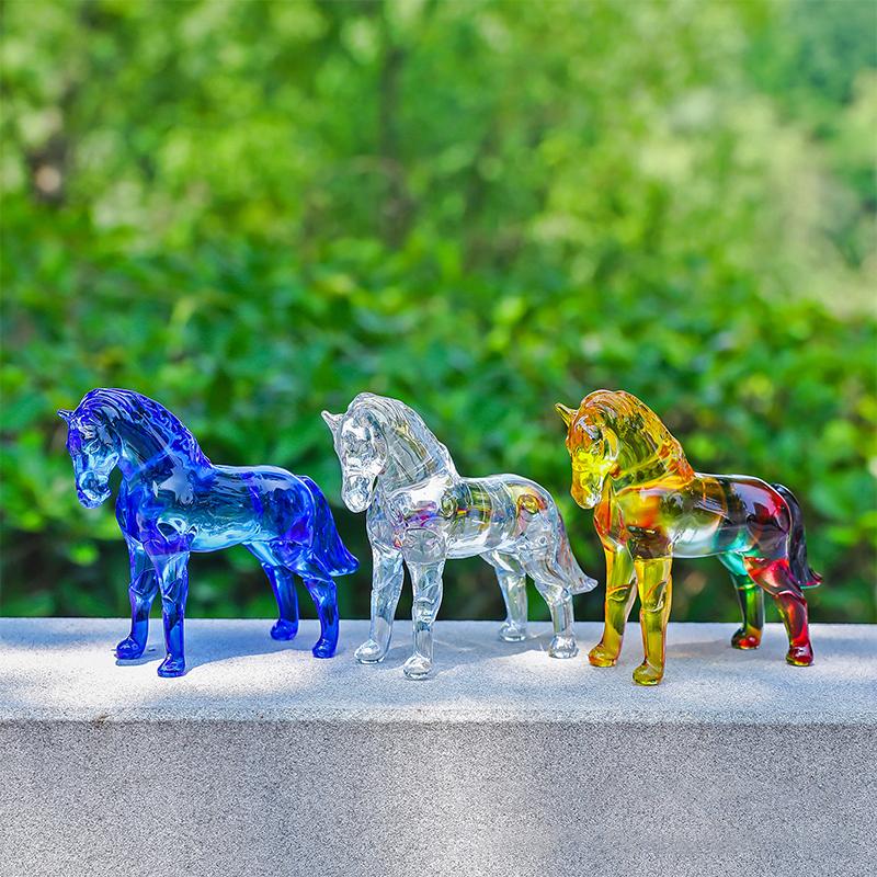 2026 Zodiac Horse Statue Feng Shui Collection Crystal Light Luxury Horse Sun Catcher Ornament Home Desktop Decoration