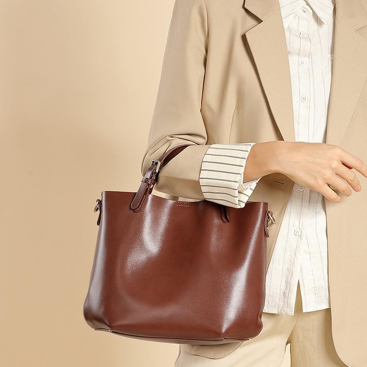 Commuter Tote Bag, High-end Shoulder Bucket Bag, New Large-capacity Cowhide Women's Bag Bucket Bag