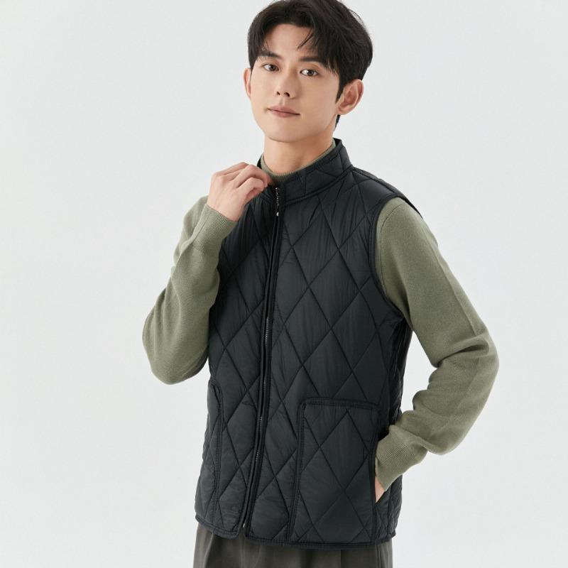

Men s Spring and Autumn Student Stand-up Collar Vest Fashion Pocket Men s Rhombus Short Zipper Outer Vest M (within 60 kg)
