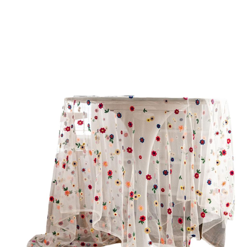 Spitze Tischdecke Bunte gestickte Blumen Weiße Tischdecke