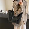 Tragetasche Damen Neue Pendlertasche mit großer Kapazität Lässige vielseitige Schultertasche