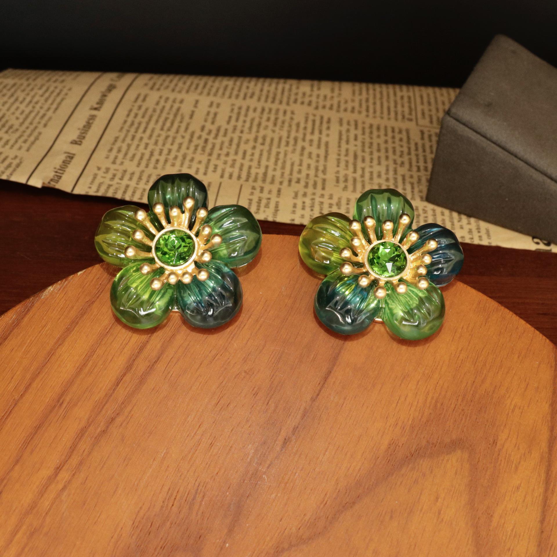 Spring/Summer Jelly Resin Floral Stud Earrings - Fresh, Sweet, and Elegant with Silver Needles