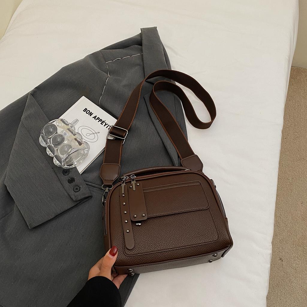 Retro Black Square Bags Trendy PU Leather Portable Crossbody Bag Autumn Winter New Large Capacity Traveling Shoulder Pack