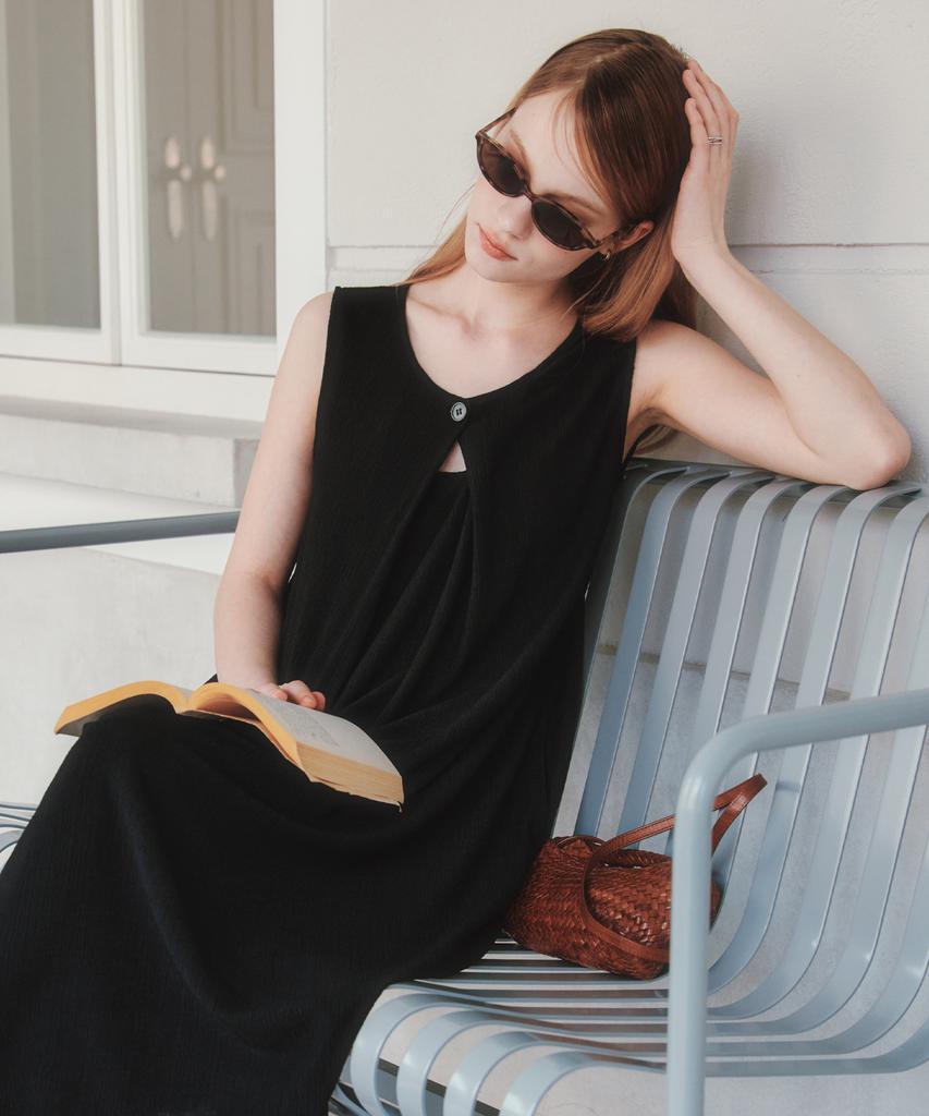 ZEROSTREET Pleated Slit Dress / Black