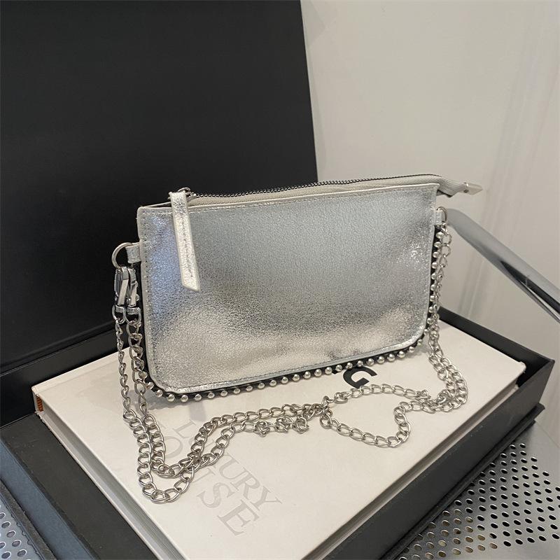 New Chain Small Square Bag Fashionable and Trendy Crossbody Bag Women's Bag Casual and Fashionable Shoulder Bag Mobile Phone Coin Wallet