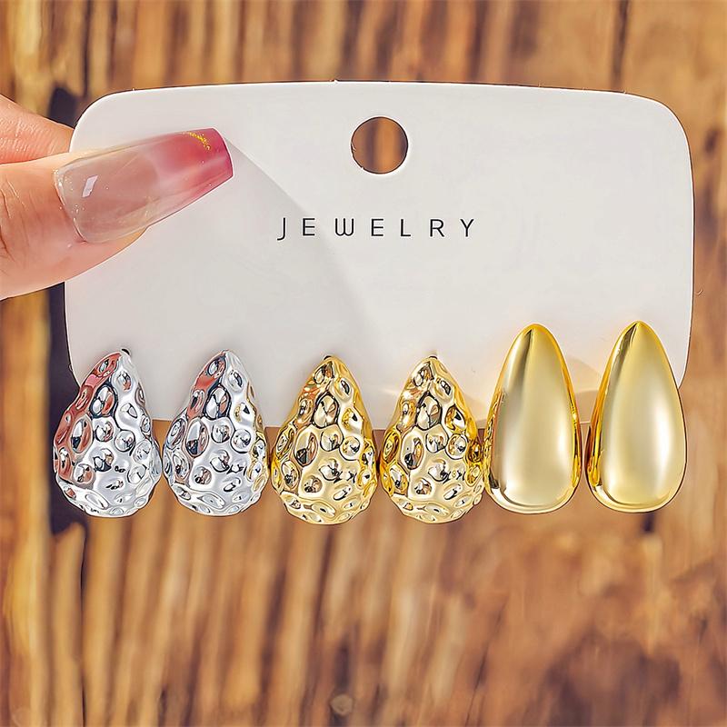 Big Gold Plated Textured Metal Circle Hoop Earrings Set for Women Vintage Geometric Twisted C Shape Drop Earring Party Jewelry