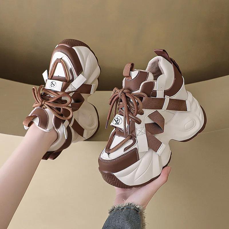 European goods have increased in height by 8cm, dad shoes and women's shoes 2025 autumn and winter new small versatile muffin shoes with super th