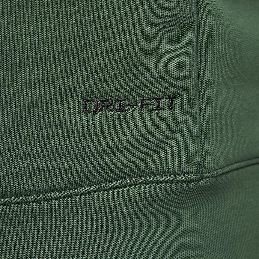 Nike Dri-Fit Track Club Solid Crew Neck Sports Quick-Dry Long Sleeve T-Shirt Men Tops Spruce-Green FB5510-323