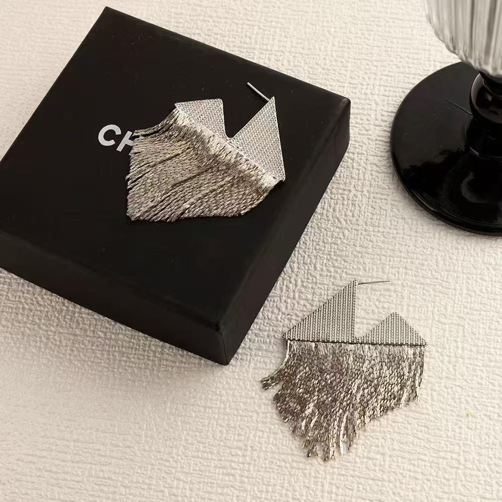 Elegant Water Drop Diamond Triangle Tassel Earrings - Luxury Chain Studs for Women