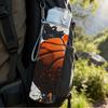 1 Stück Dunkler Spritzer Basketball Sportdruck 750 ml Farbe Kunststoff Sportwasserflasche Auslaufsicher Klappdeckel mit Strohhalm Geeignet für Sport Büro Zuhause