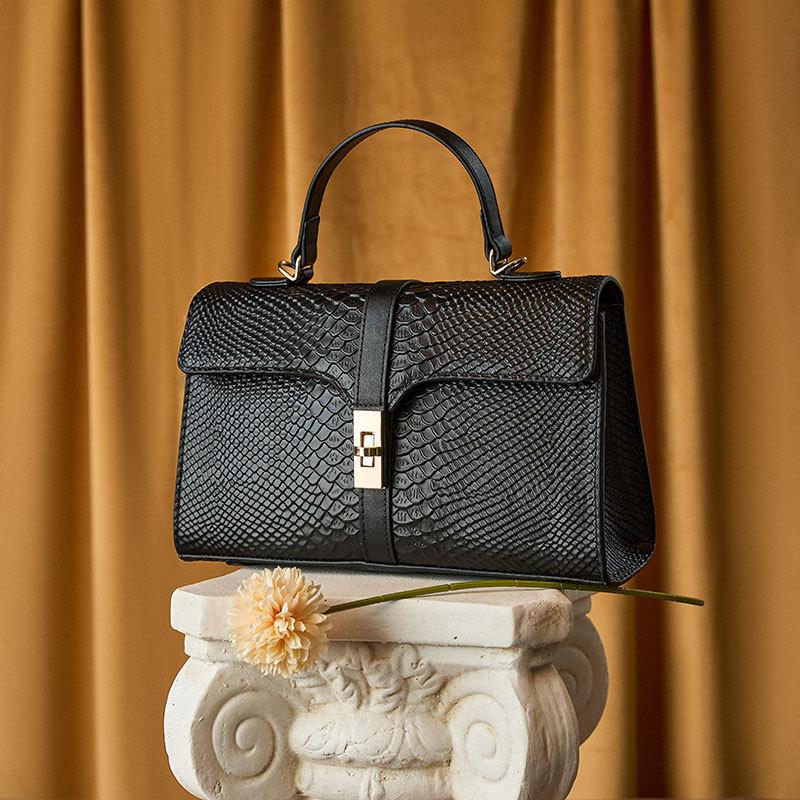 Big crocodile pattern shoulder bag generation niche leather women's bag high quality snake pattern handbag
