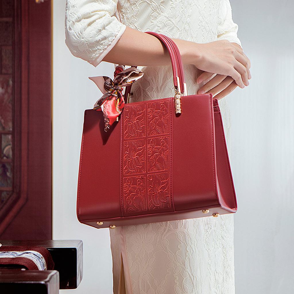 Red Wedding Bag 2024 New Model for Middle-Aged Women, Mother's Bag, Bridal Bag, Versatile Large Capacity Crossbody Bag