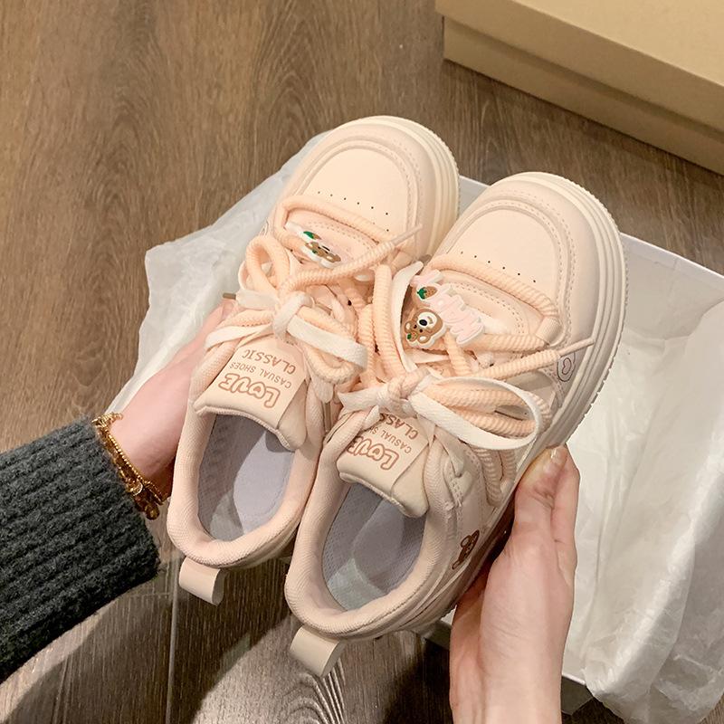 Rosa plattform sportssko damesko vår 2025 ny chic nisjedesign pustende student allsidige boardsko