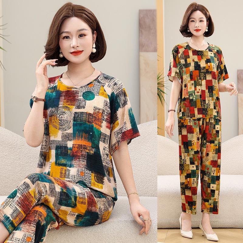 Plus Size Women's Summer Cotton Pajama Set - Short-Sleeved Homewear for Middle-Aged & Elderly