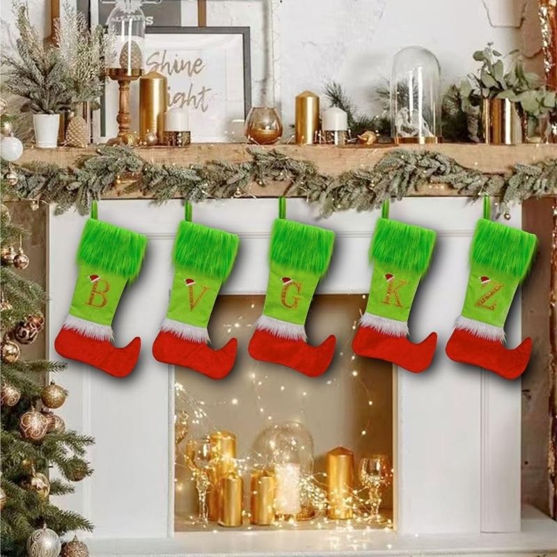 Kerstkousen met letters om op te hangen Leuke Kerstsokken Snoep Cadeauzak Kerstdecoraties Voor Huisfeest