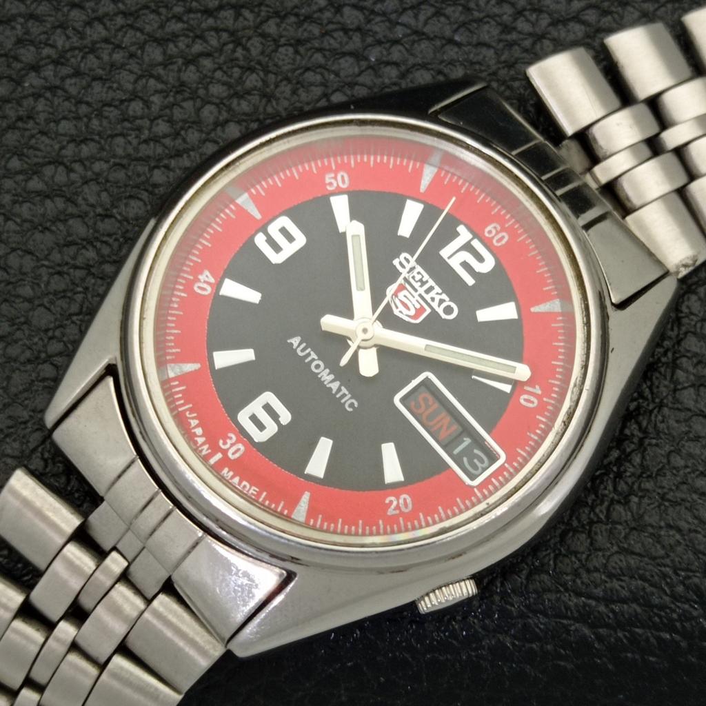 USED GENUINE VINTAGE SEIKO 5 AUTOMATIC JAPAN MENS BLACK DIAL WATCH a433325-2 R115-a433325