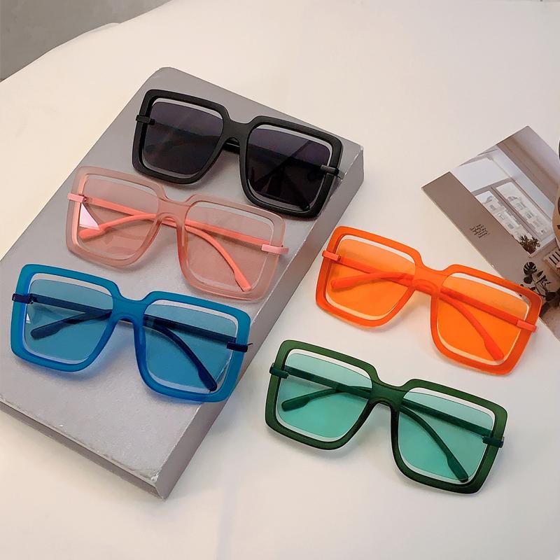 New in Fashion Brand Sunglasses Women Oversize Decor Pink Sun Glasses Candy Color Ladies Shades for Beach Hiking