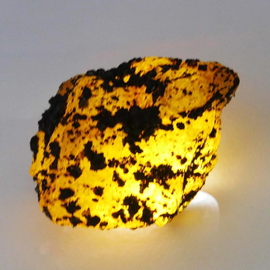 Yellow Sapphire 157 Ct Earth Mined Loose Gemstone Natural Huge Rough