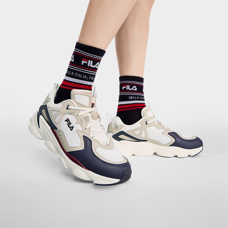 FILA Simple Thick Sole Height Increasing Low Top Casual Shoes Men sneaker White Brown F12M422111FSP