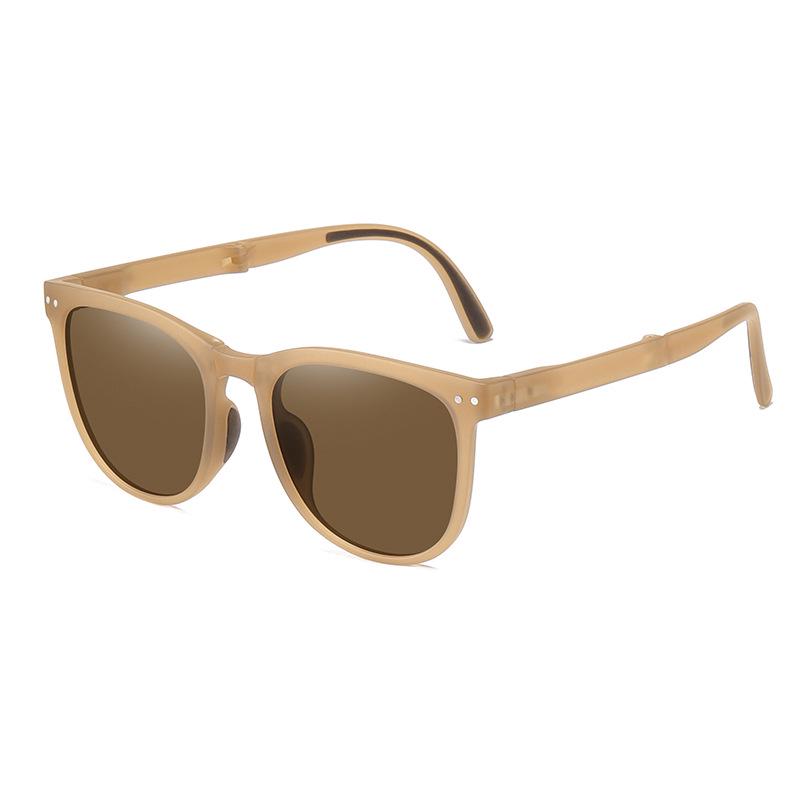 UV Protection Foldable Women's Sunglasses - Lightweight, Fashionable & Compact for Summer