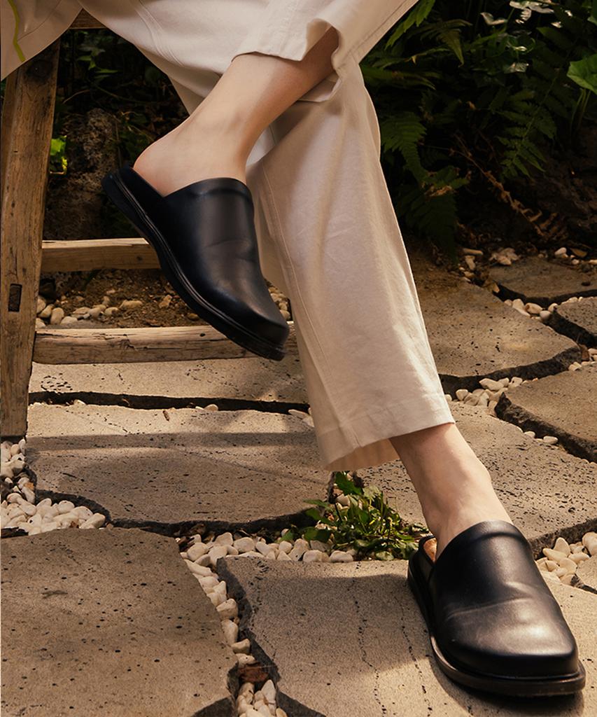 Liefny Leather Mule Low Clog Black (Murrl01)