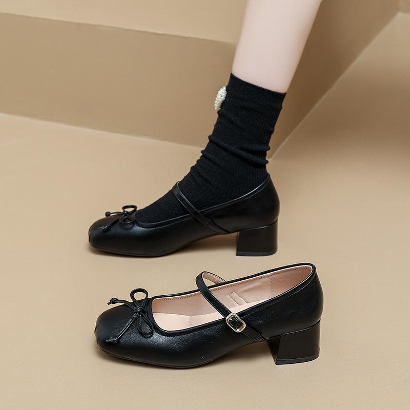 French Evening Breeze Single Shoes Women's 2025 Spring and Autumn New Black Soft Leather Skirt Mary Jane Women's Shoes Shallow Mouth Ballet Shoes