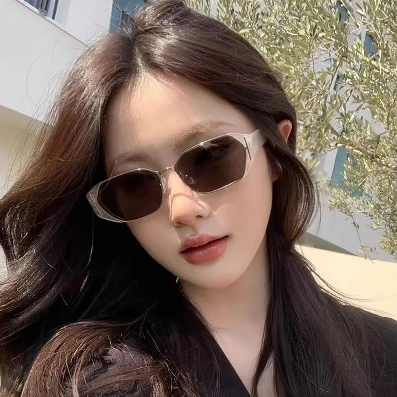 New Style Small Ice Cube Sunglasses Anti-UV Square Frame Optical Glasses Slimming Effect Y2K Vintage Aesthetic Sun Shades