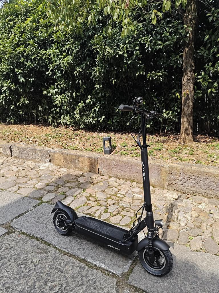 JOYOR Y8-S Electric Scooter 500W Motor, 48V 26Ah Battery, Speed 20km/h, Range 55-75km, 10” Inflatable Tires E-Scooters with ABE
