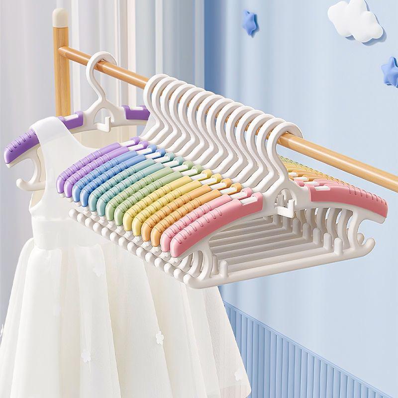 Retractable Non-Slip Children's Clothes Hangers & Baby Drying Racks for Toddlers