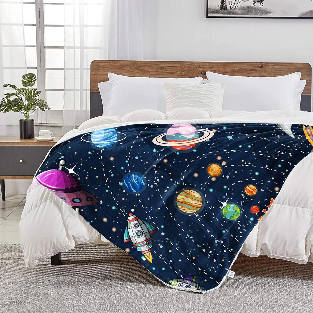 Stylish Space Throw Blanket Lightweight Flannel Throw Classic Space Soft Comfy Plush Blanket For Home Decor Perfect Sofa Office