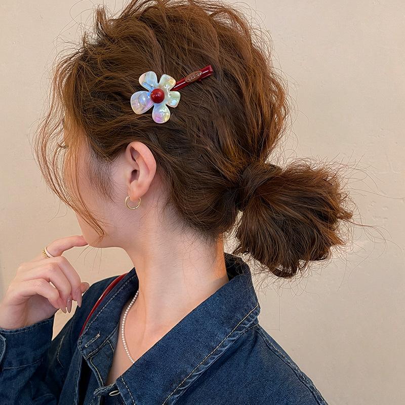 Frühling und Sommer Symphony Essigsäure Blume Haarnadel Seitenclip Seitenhaarnadel Neue Pony-Klammer High-End Stirnhaar-Accessoires